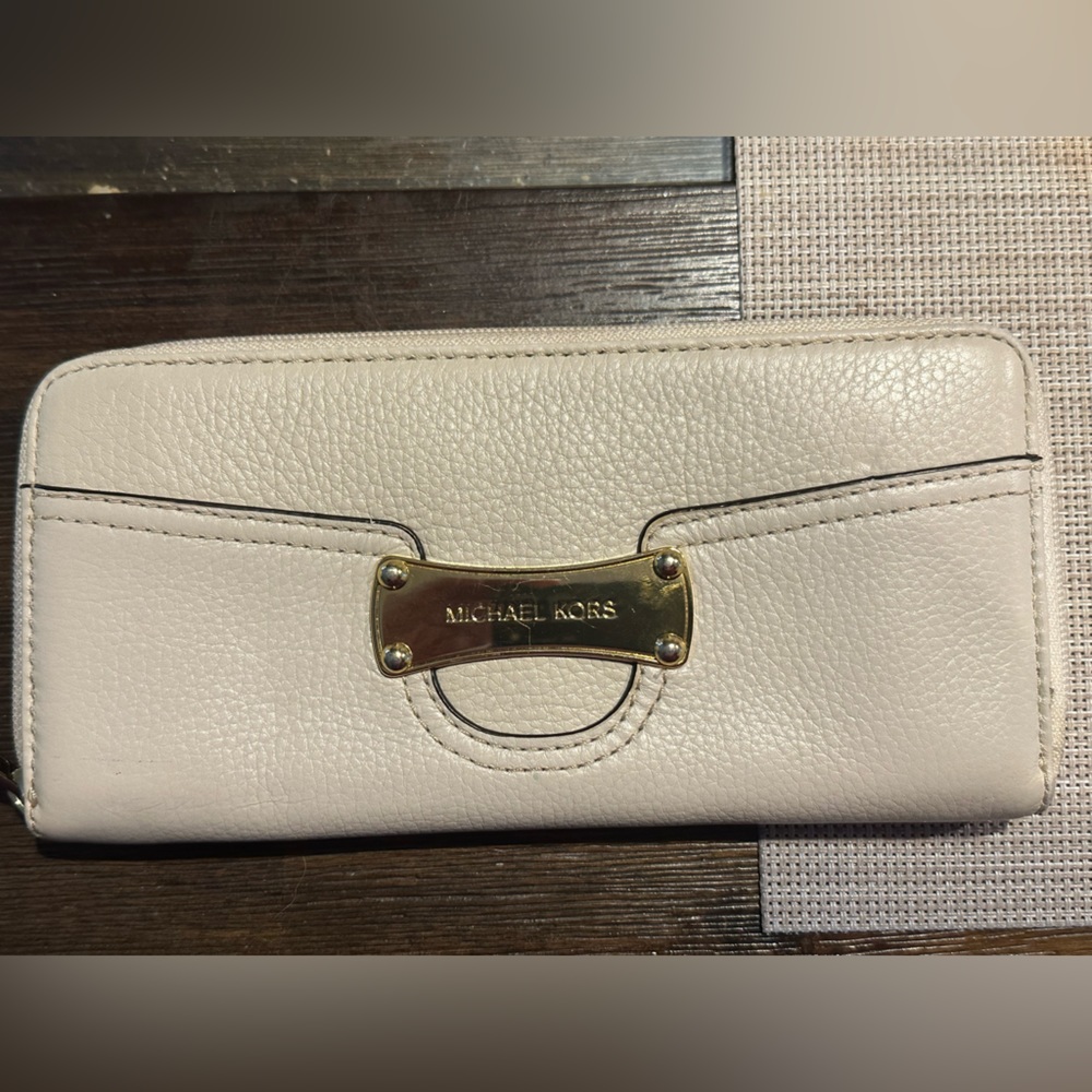 Michael Kors Wallet (Cream)